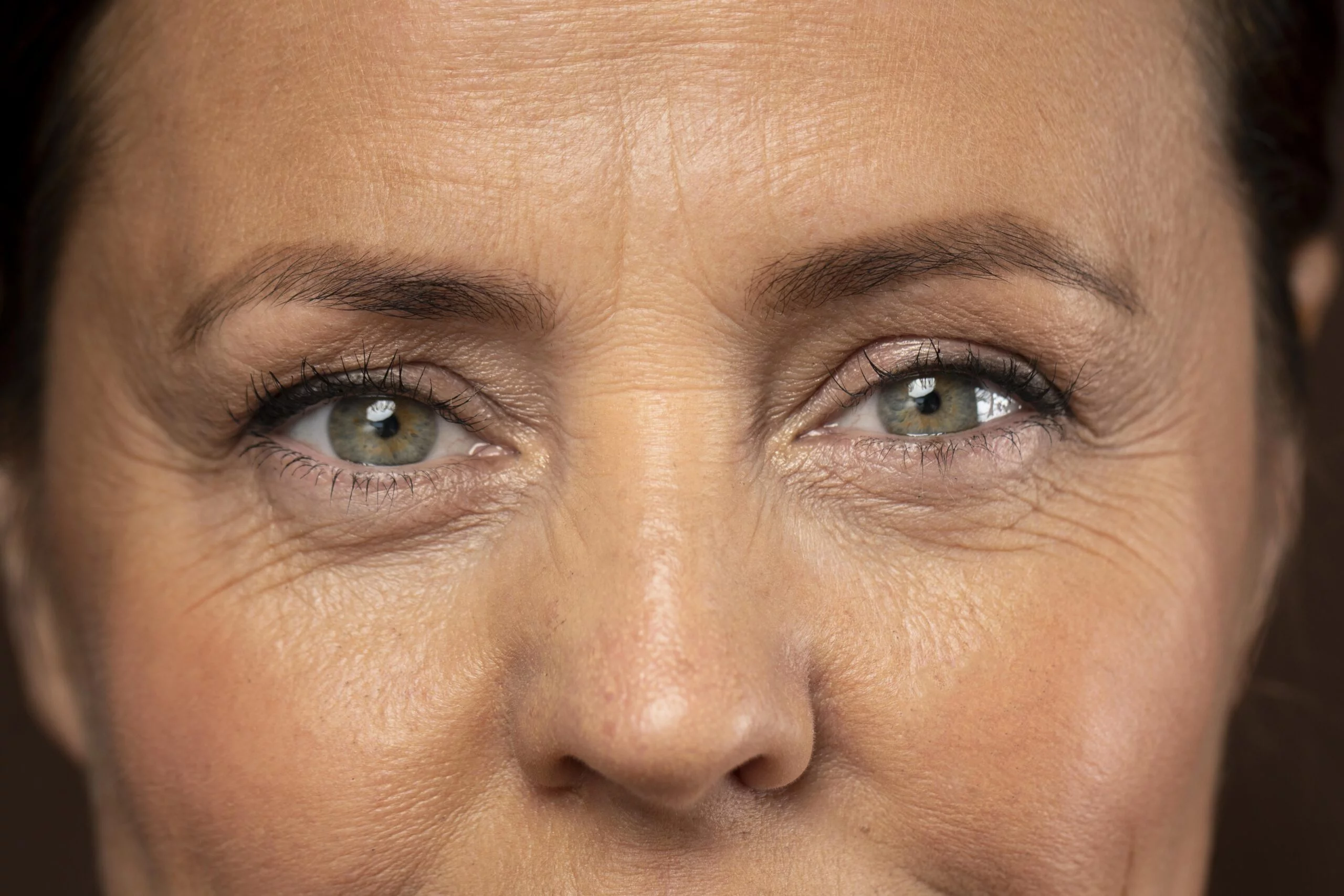 Photo focused on the eyes of a woman